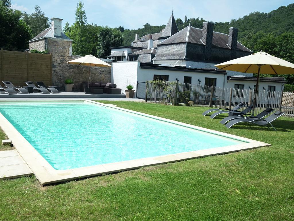 Hastiere-par-dela Modern Mansion In Hasti Re Par Del With Poolヴィラ エクステリア 写真