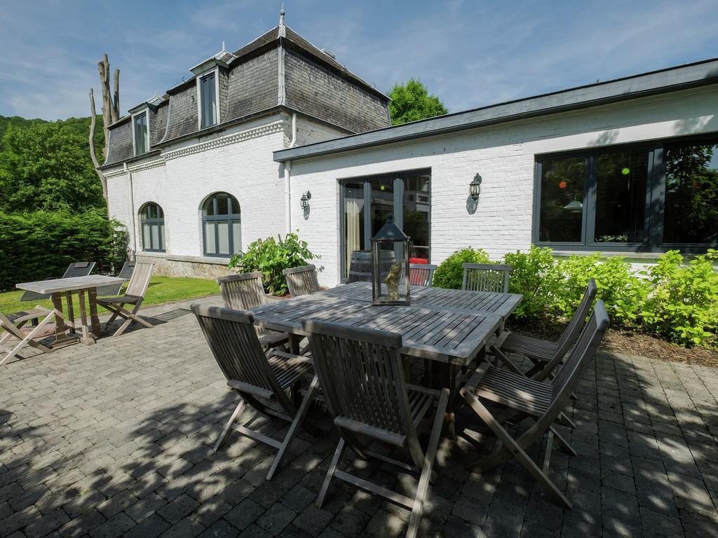 Hastiere-par-dela Modern Mansion In Hasti Re Par Del With Poolヴィラ エクステリア 写真